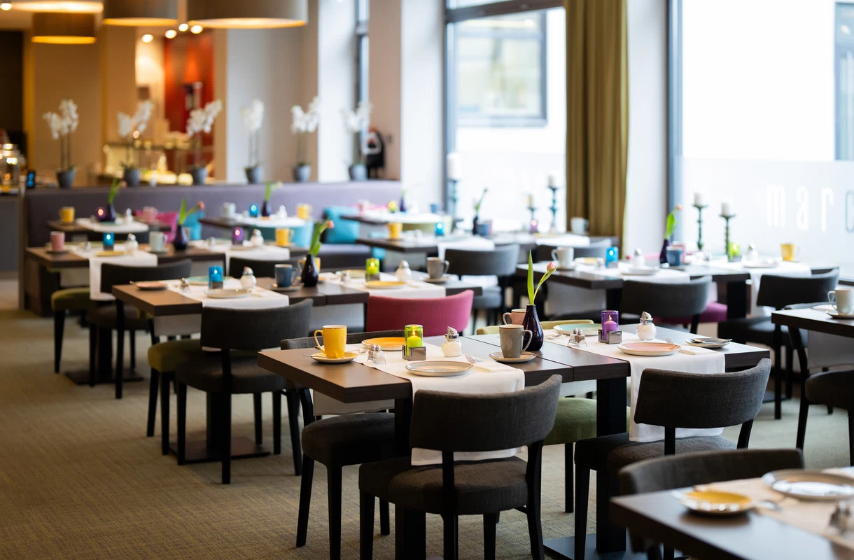 Muenchen-Hotel-Marc-Fruehstuecksraum-8(1)